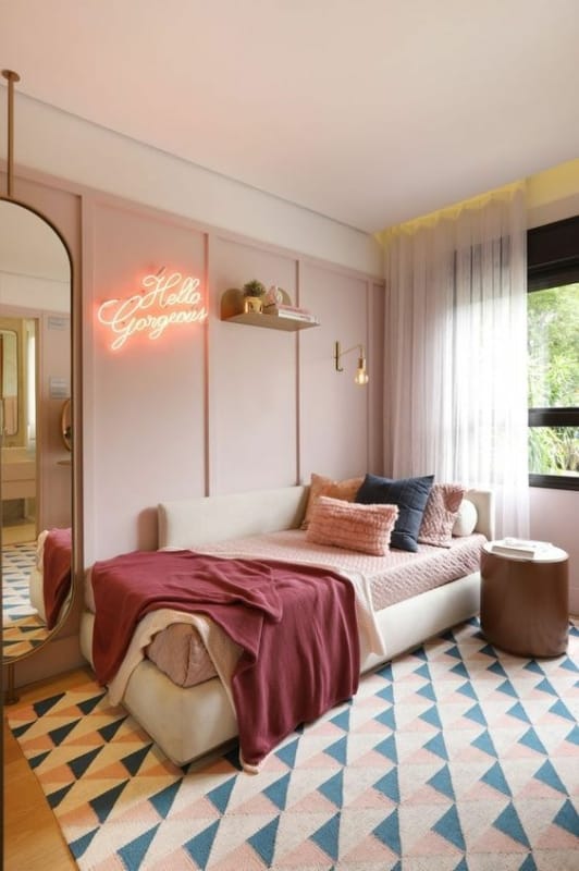 quarto feminino barato e bonito