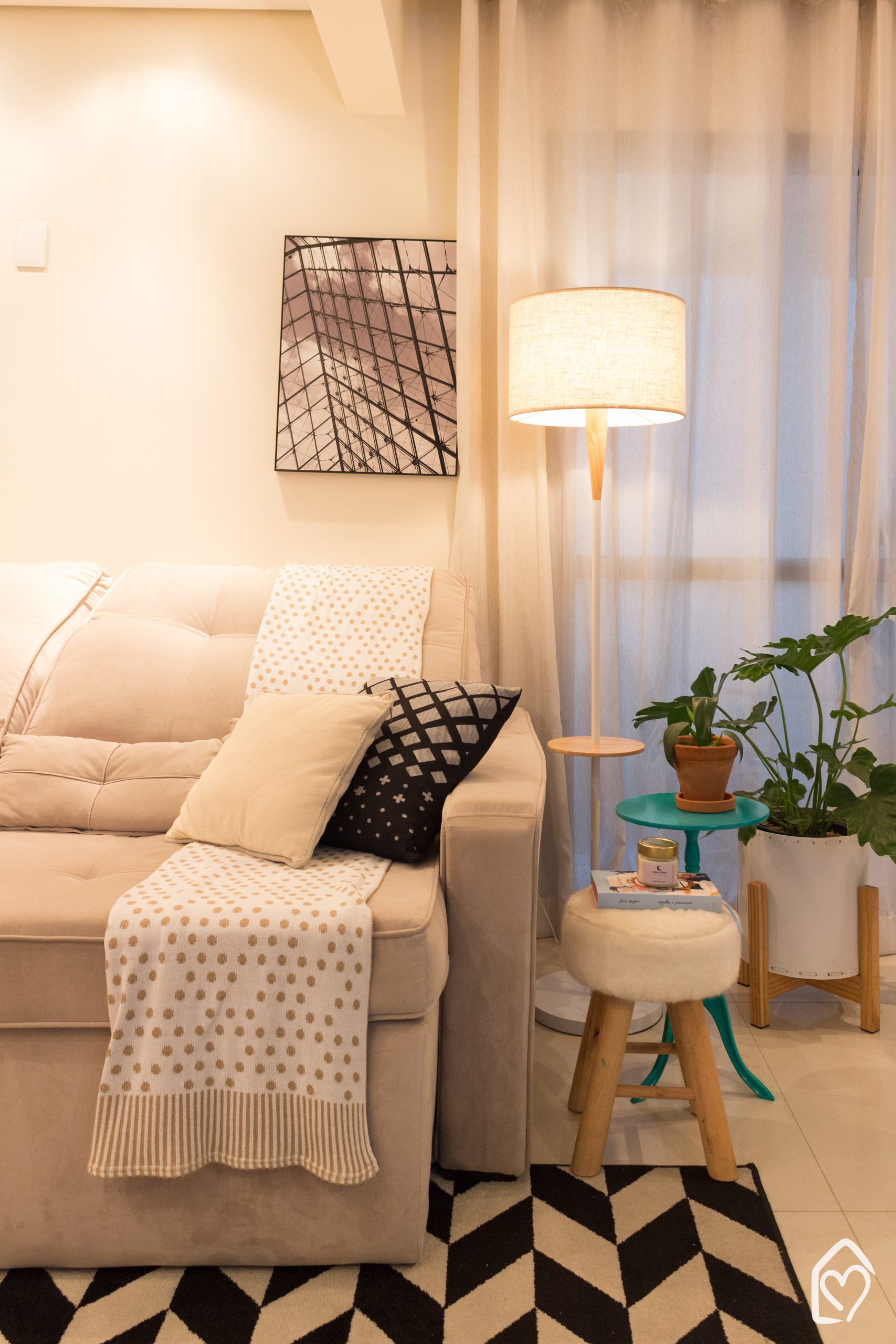 abajur de chão versus abajur de mesa qual o melhor para sala