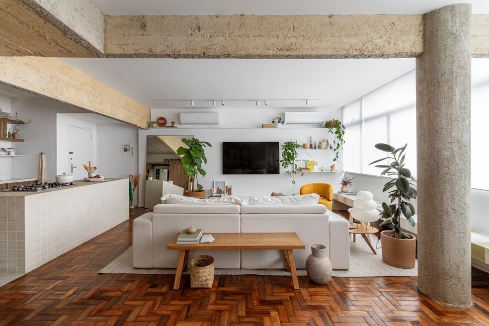 piso taco vs assoalho madeira decoração