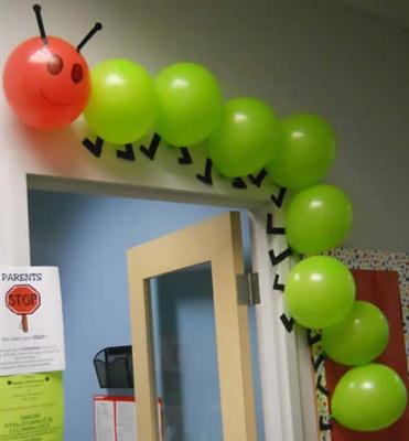 decoração teto com serpentinas