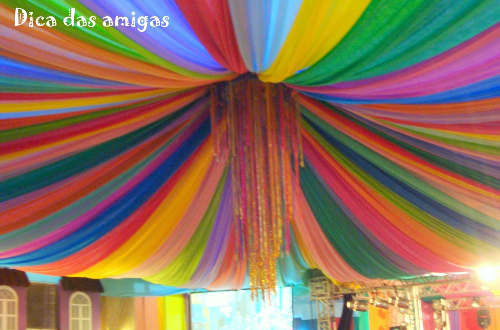decoração teto com nuvens