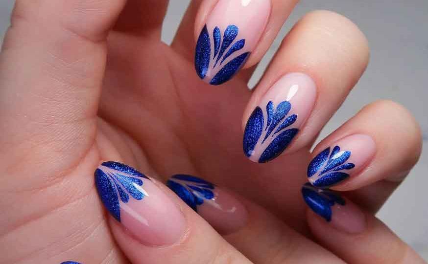unha stiletto azul