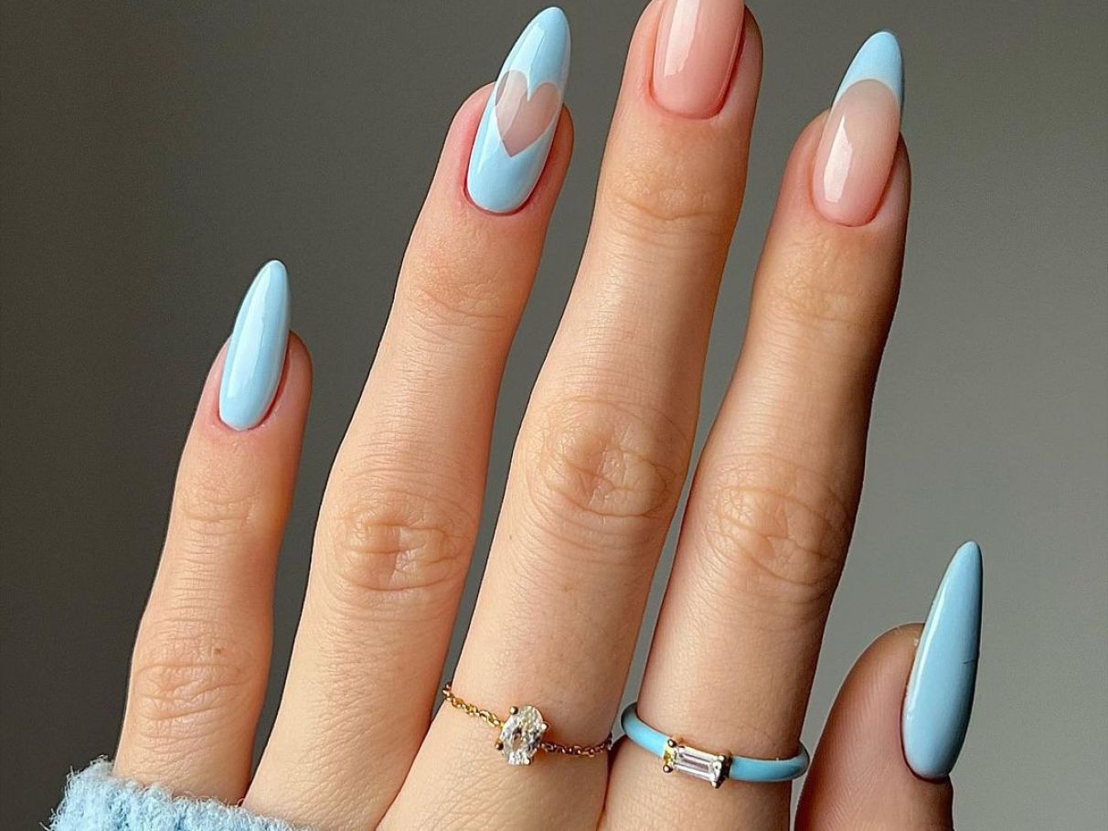 decoração de unhas azul