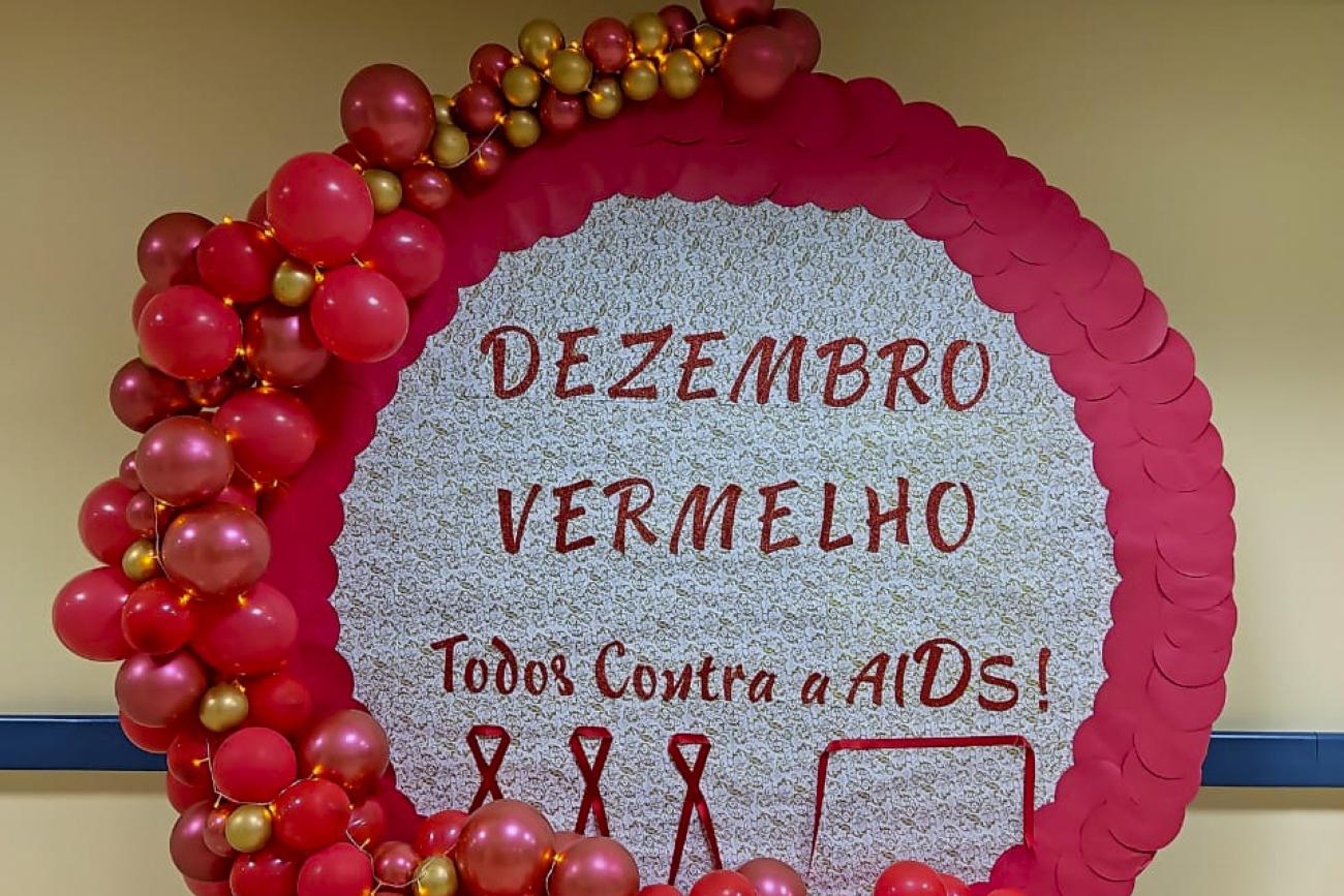 ideias de painel dezembro vermelho para unidade básica de saúde