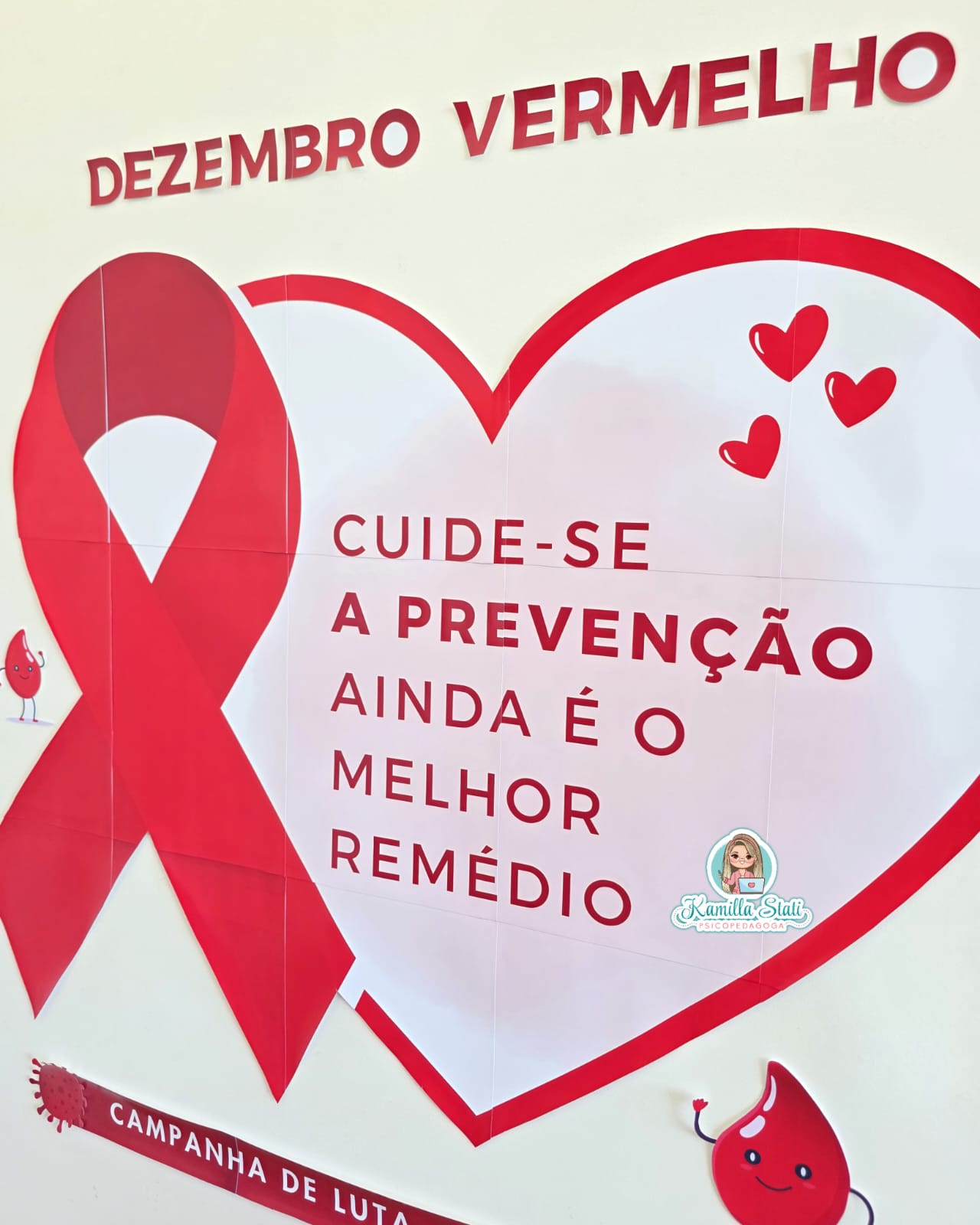 materiais de decoração dezembro vermelho para postos de saúde