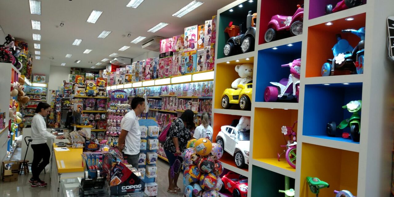 ideias de vitrine dia das crianças para inspirar