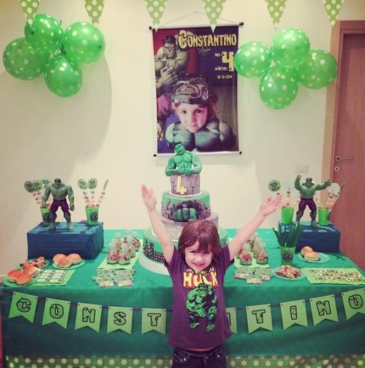 decoração hulk simples
