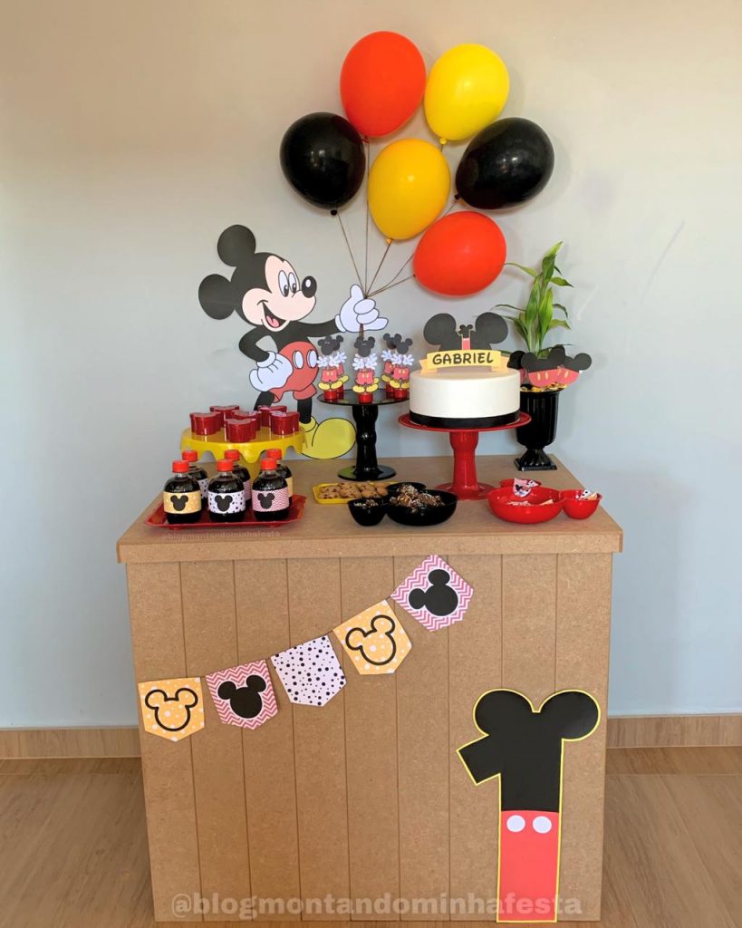 decoração do mickey simples e bonita