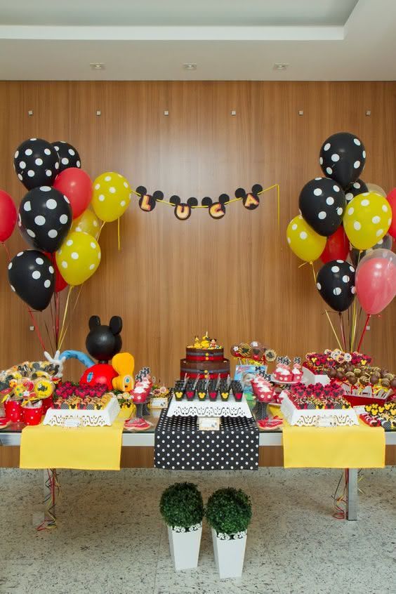 decoração do mickey simples e bonita