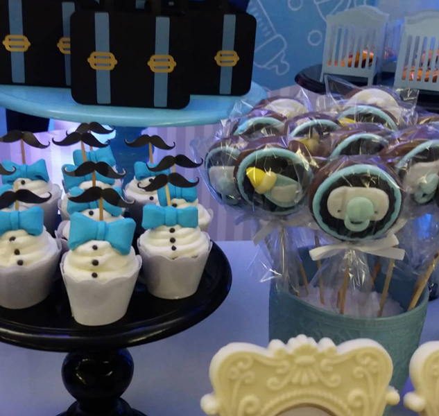 como fazer painel poderoso chefinho para festa de 1 ano