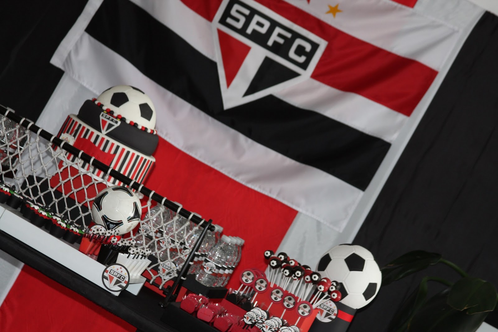 itens de festa são paulo fc vermelho branco preto
