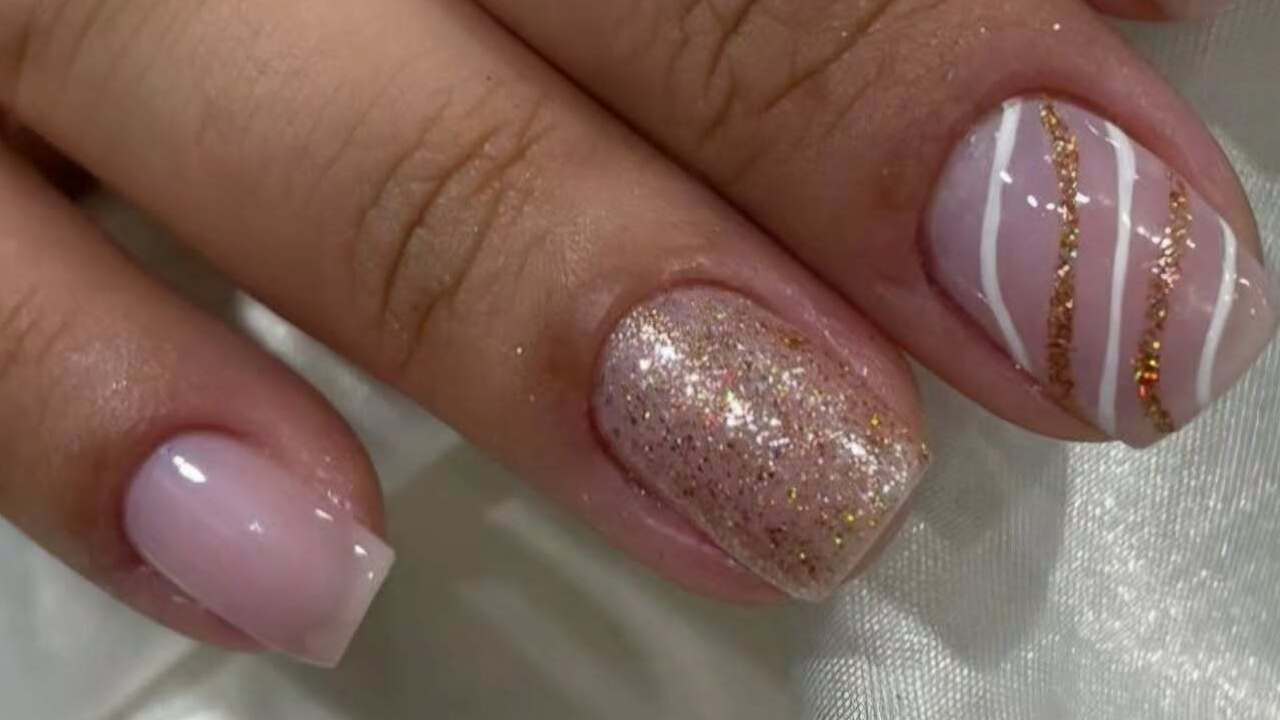 decoração em unhas curtas
