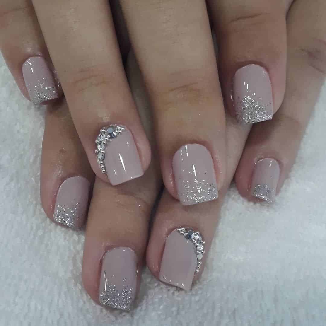 decoração em unhas curtas