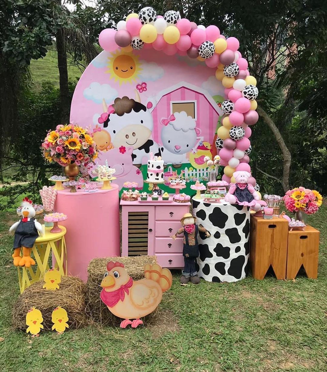 decoração fazendinha candy color