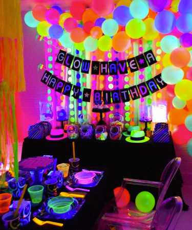 decoração festa adolescente menino com balões