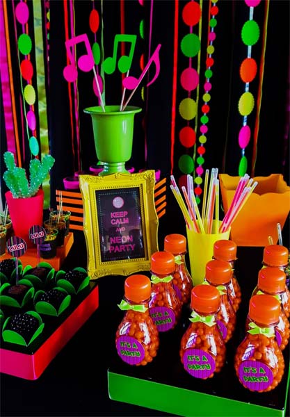 decoração festa carnaval tema bloquinho