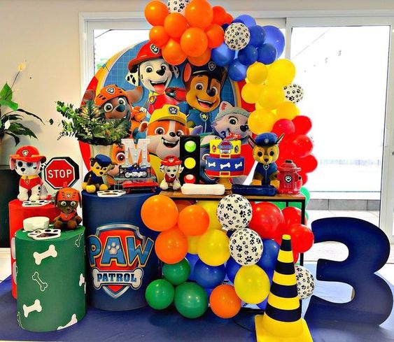 decoração patrulha canina vs tema dinossauro