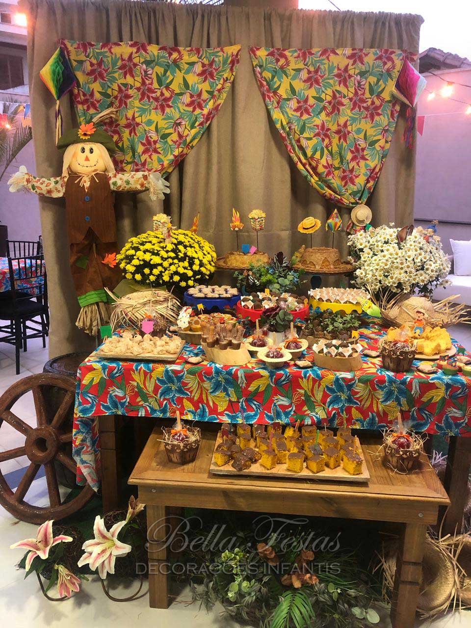 decoração mesa principal festa junina infantil