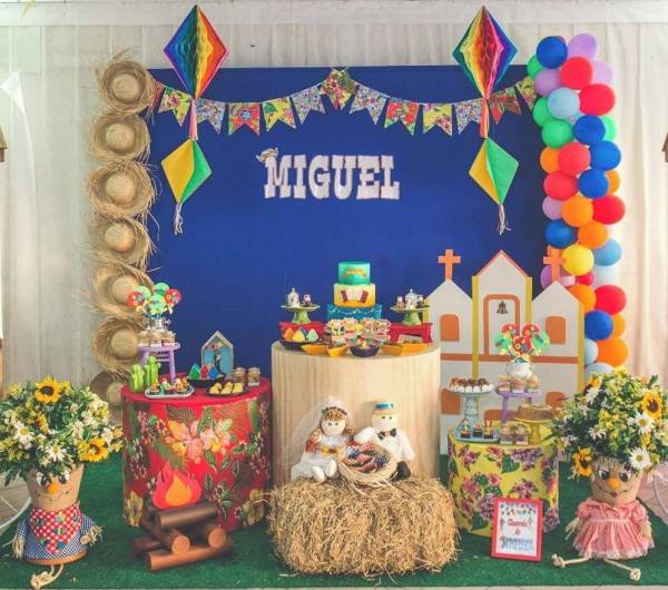 decoração festa junina menino vs menina