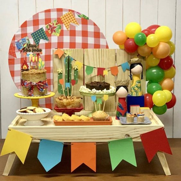 Bandeirinhas de festa junina: DIY com materiais reciclados