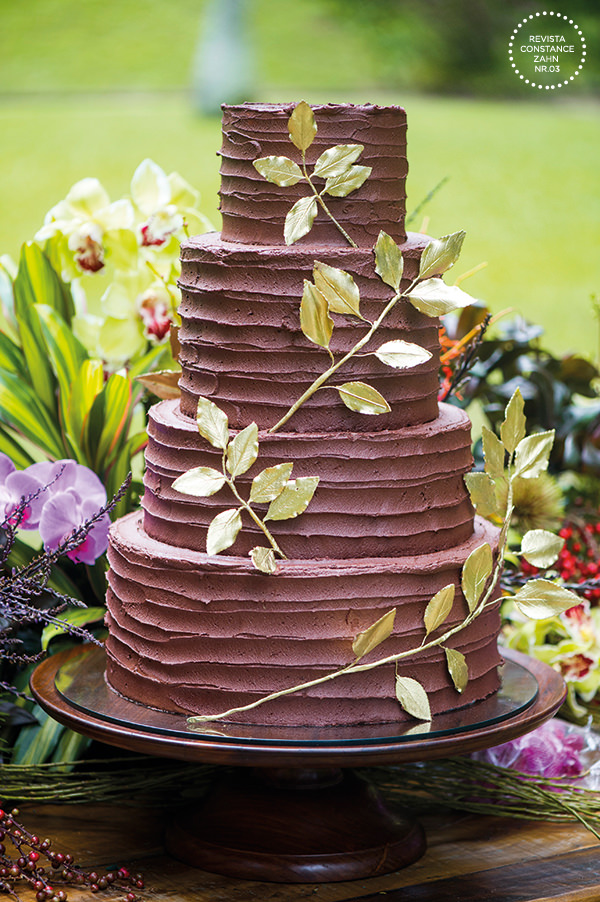 como fazer cascata de chocolate para festa