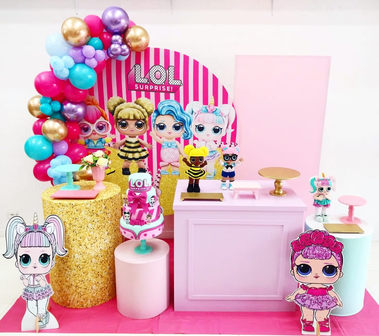 decoração lol surprise com glitter
