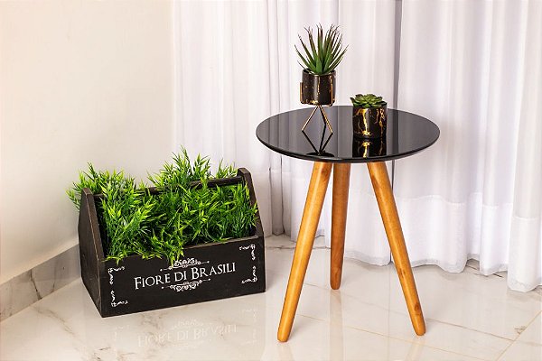 mesa de canto para sala pequena