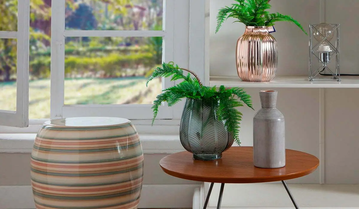 erros comuns ao escolher mesa lateral para sala