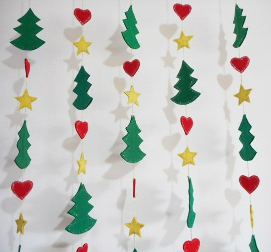 como fazer painel de natal com rolo de papel higiênico