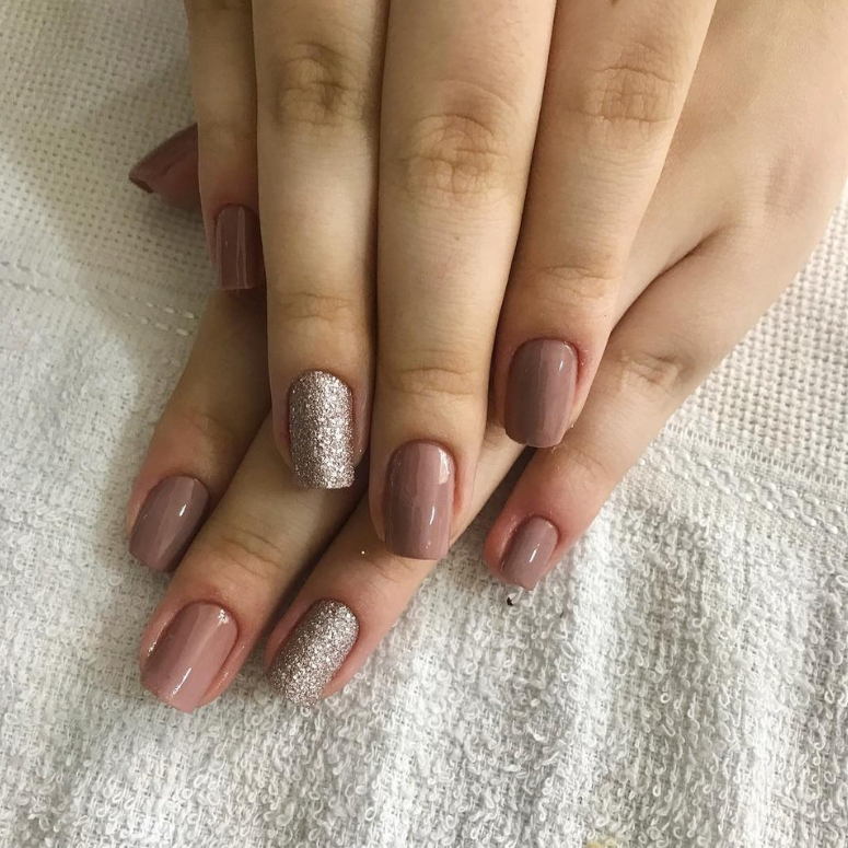 Unhas Minimalistas: A elegância em detalhes simples