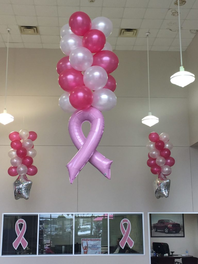 erros comuns ao decorar com balões outubro rosa