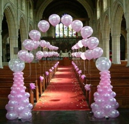 decoração igreja evangélica simples com balões