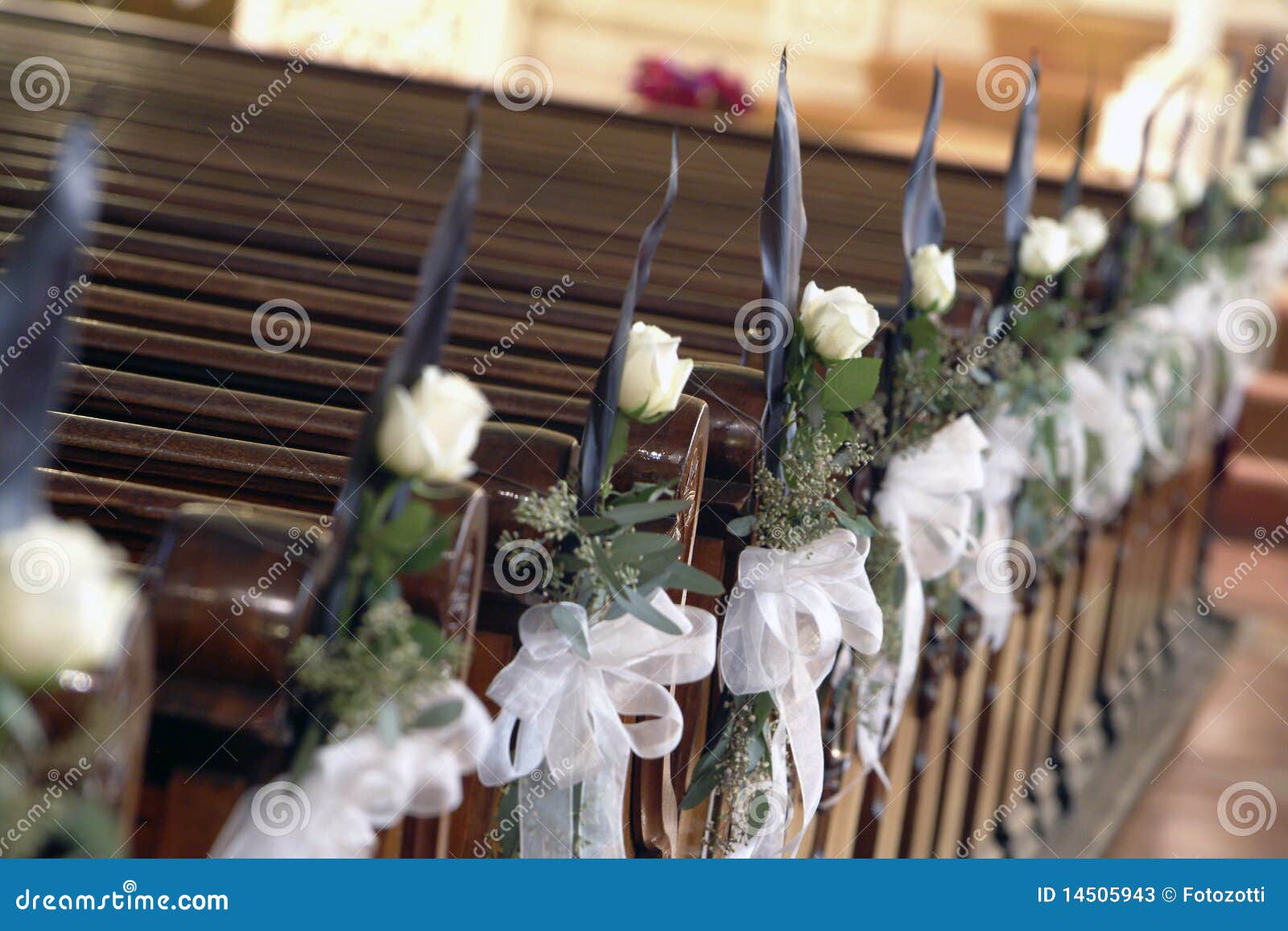 decoração igreja barata