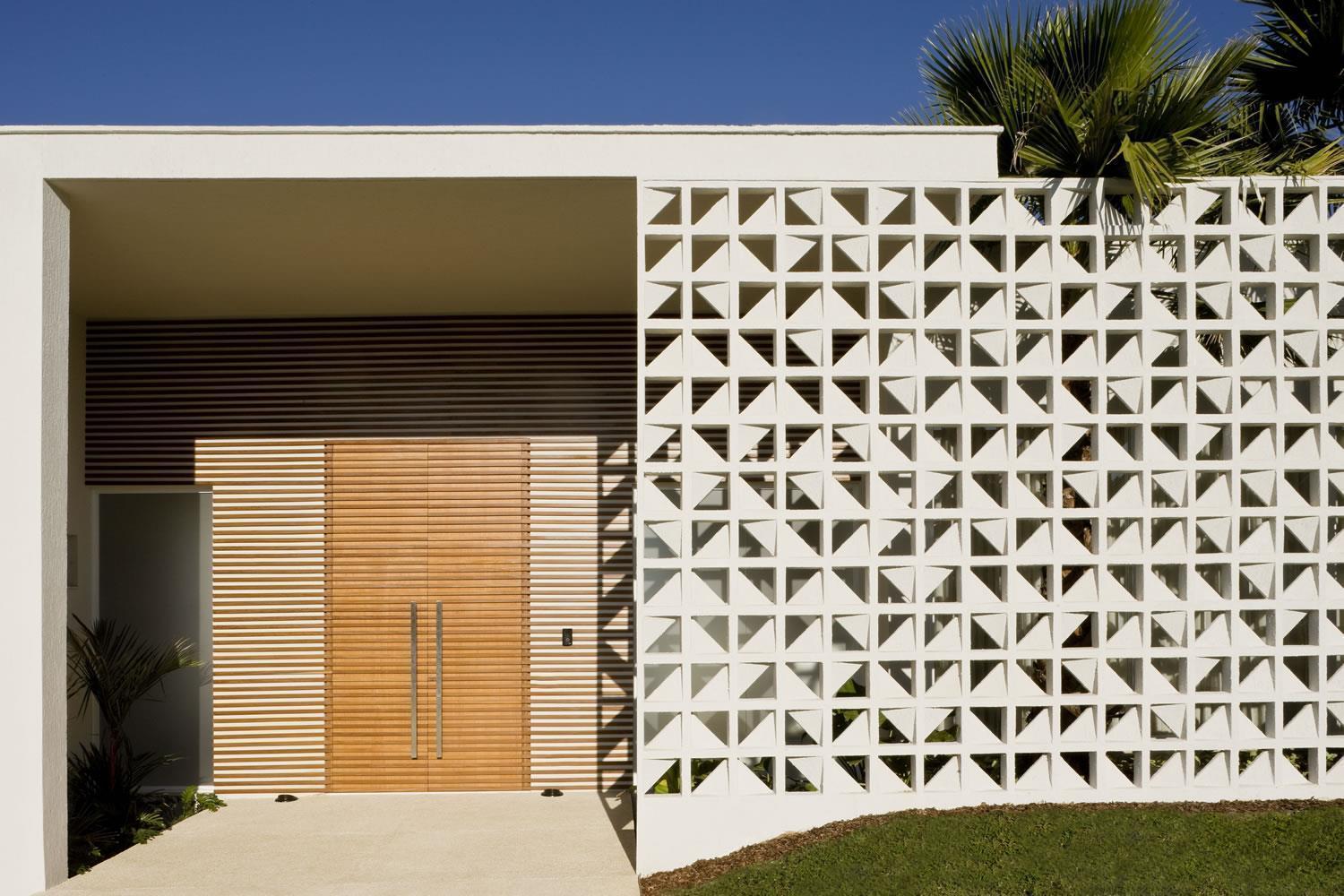 ideias criativas para decorar muro externo