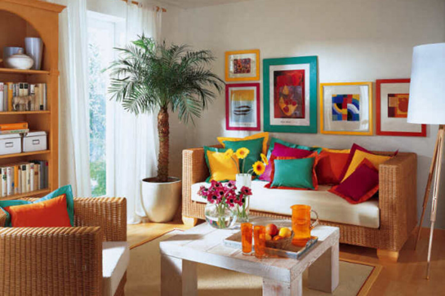 decoração de parede sala com quadros