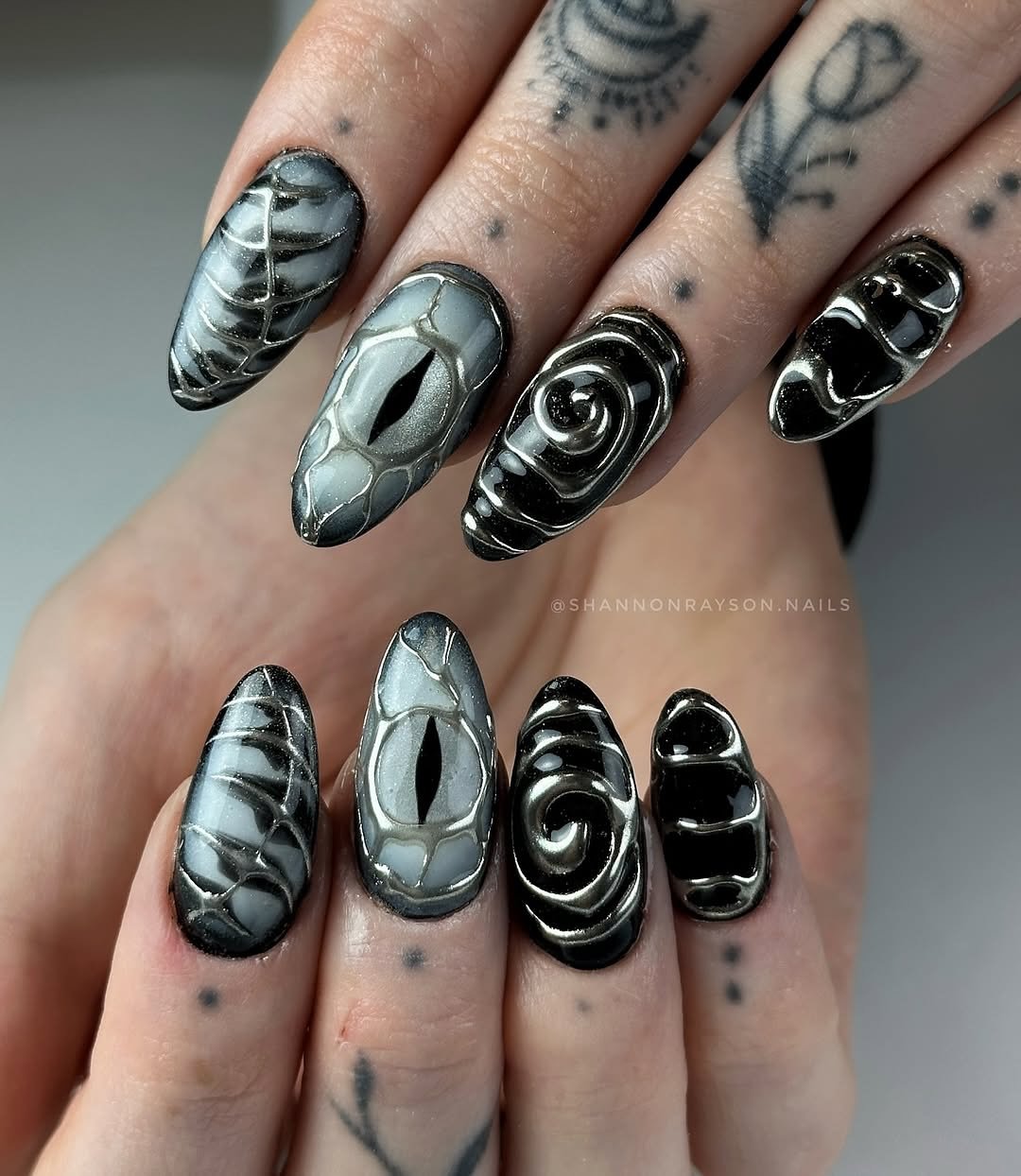 unha de gel decorada longa