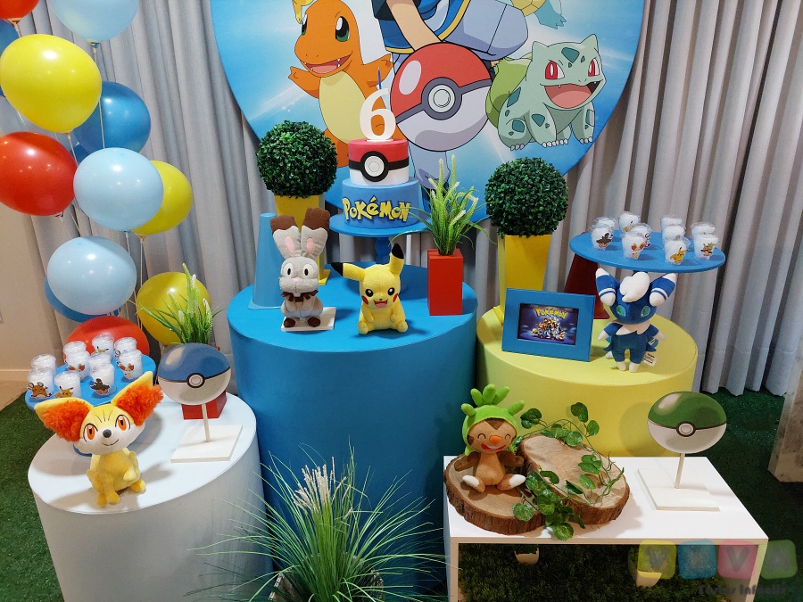 decoração pokémon com tapetes