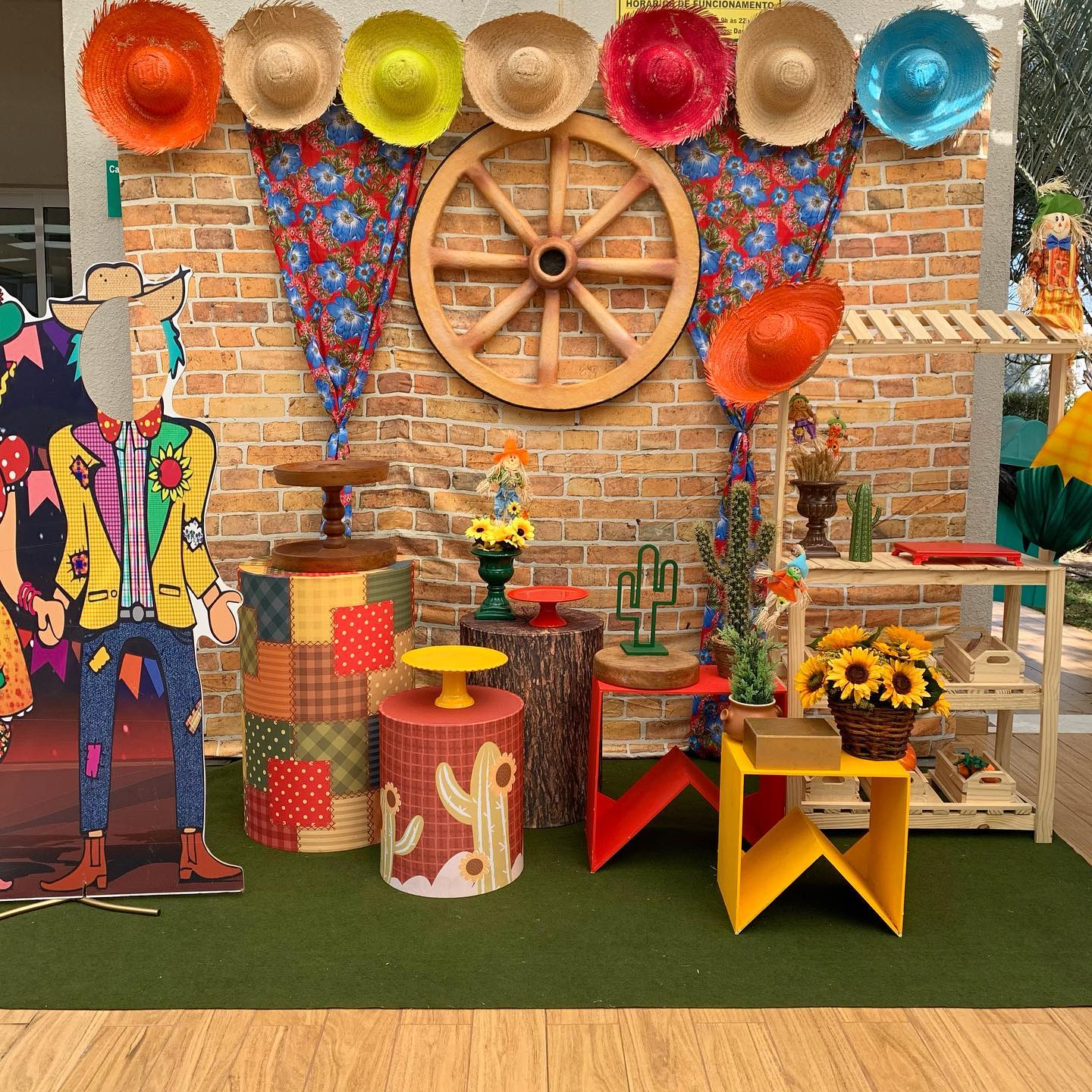 Aprenda a fazer uma fogueira cenográfica segura e impactante