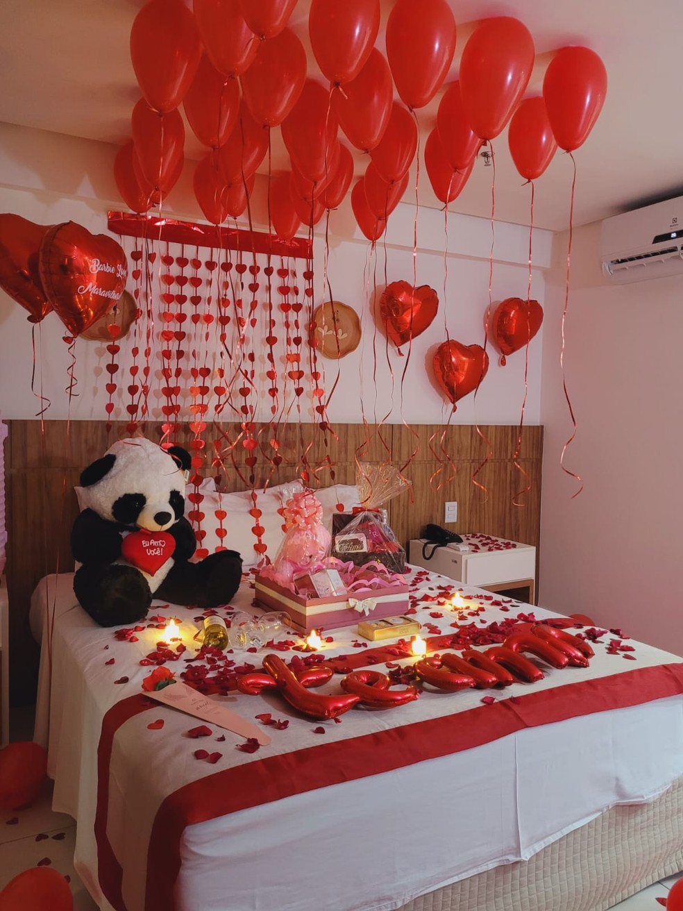 decoração quarto dia dos namorados surpresa