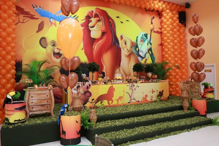 bolo decorado rei leão 1 ano