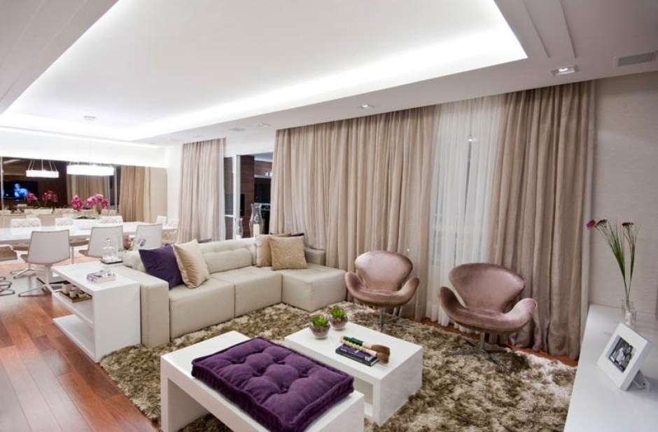 decoração sala com sofa e poltronas