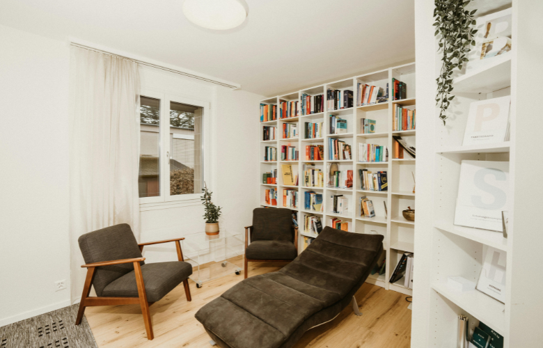 poltrona de leitura vs chaise: qual a melhor escolha