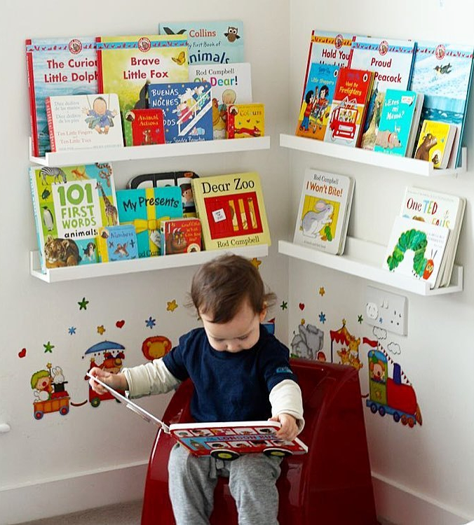 decoração sala de leitura para alfabetização