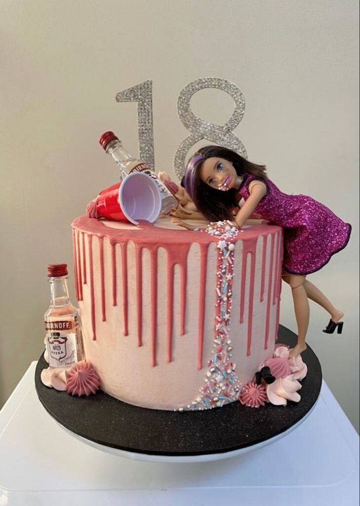 erros comuns na decoração de festa de 18 anos simples