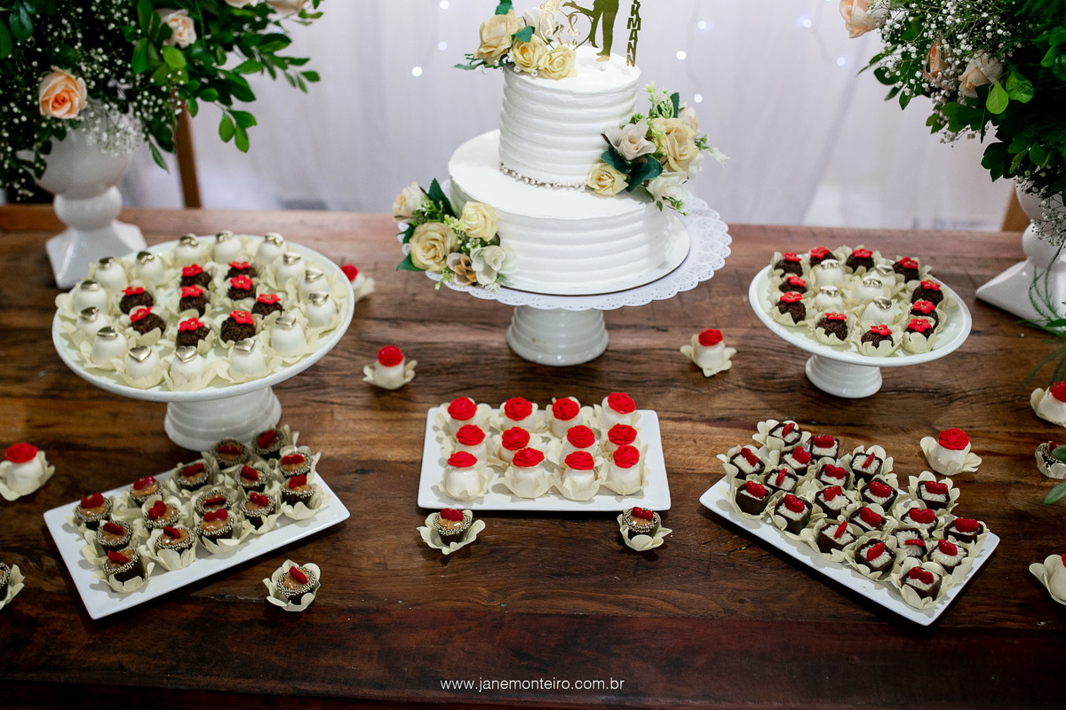 decoração simples casamento civil