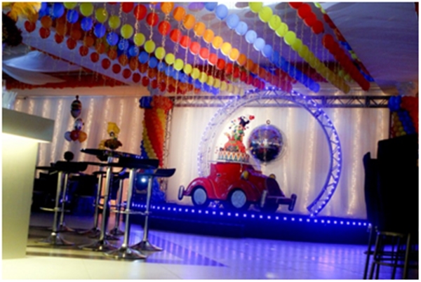 decoração com balões sem hélio
