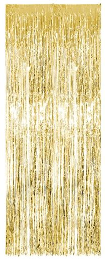decoração simples com cortina metalizada dourada