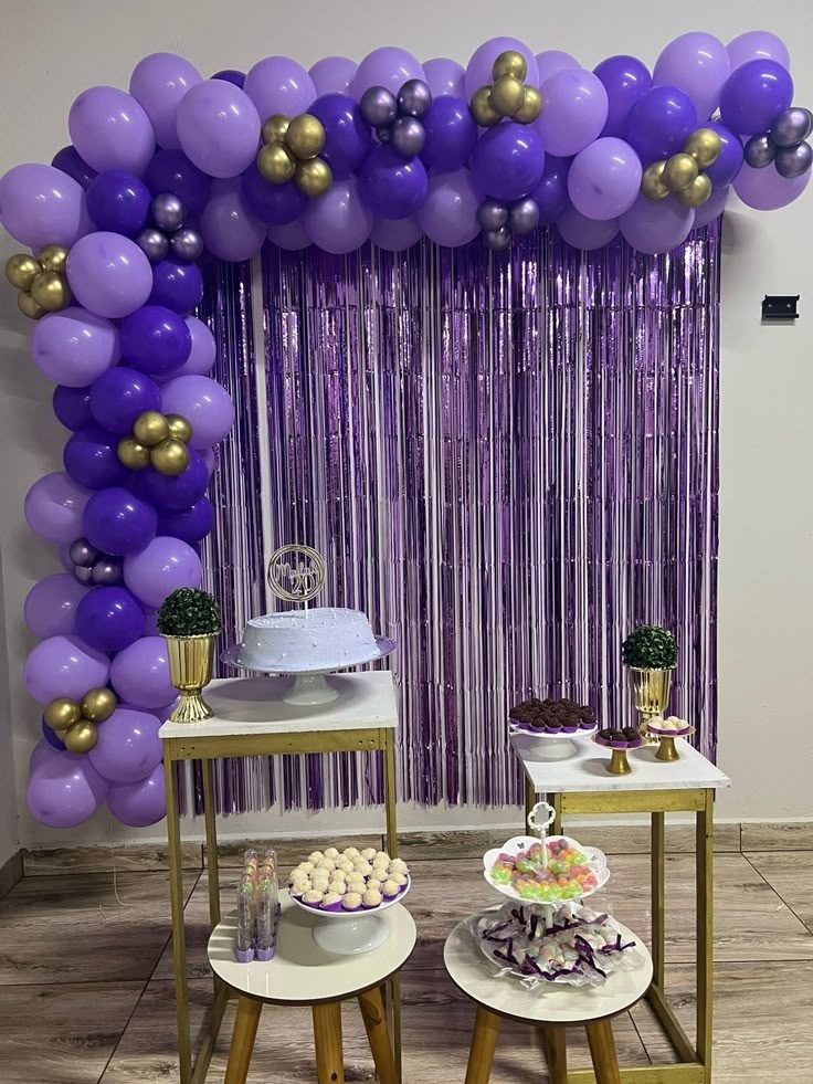 decoração simples de aniversário de 15 anos