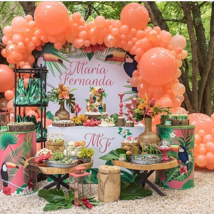 decoração simples de aniversário de 15 anos