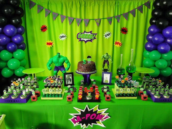 balões decorados hulk
